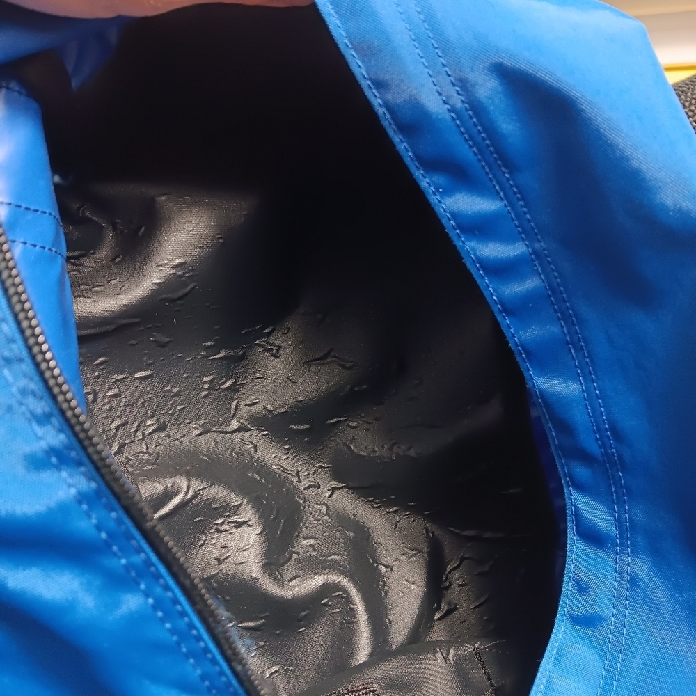 LL Bean Adventure Duffle Bag Blue Nylon Hiking Outdoor Travel Gym Tote - Picture 11 of 14